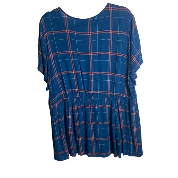 Torrid Size 3 Babydoll Crinkle Gauze Crochet Inset Lace Up Top Blue Plaid 3X - Picture 3 of 9